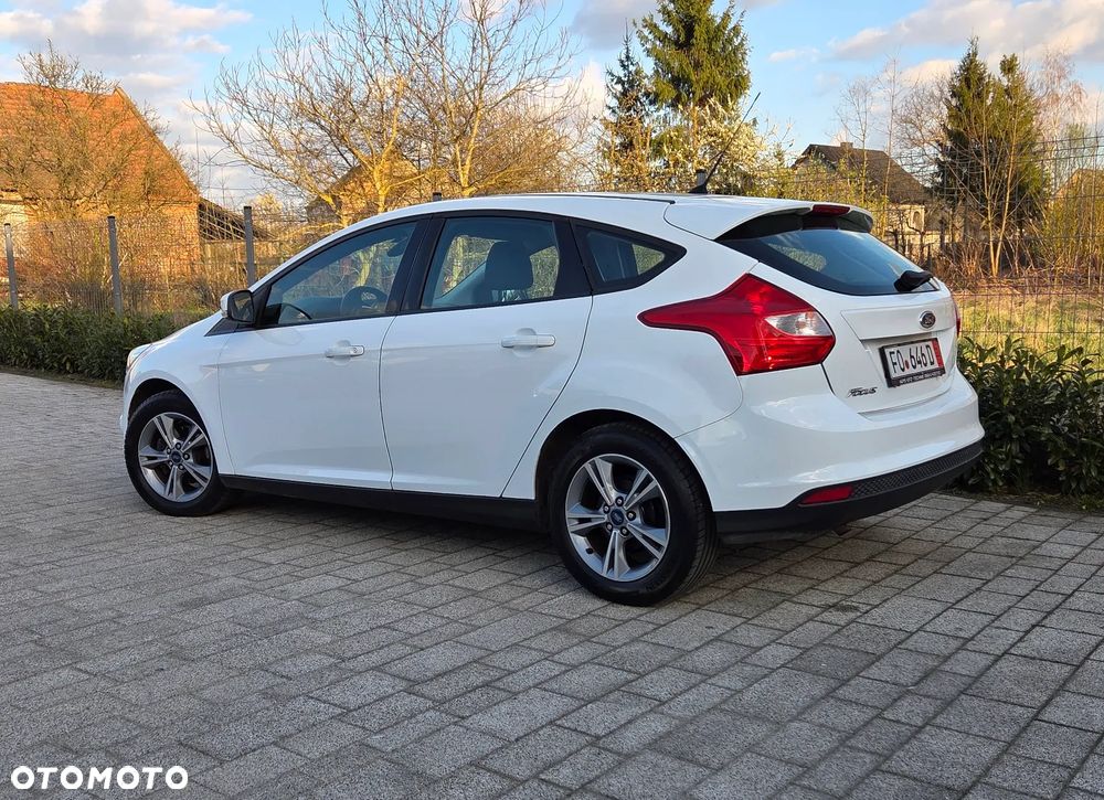 Ford Focus 1.6 Trend - 4