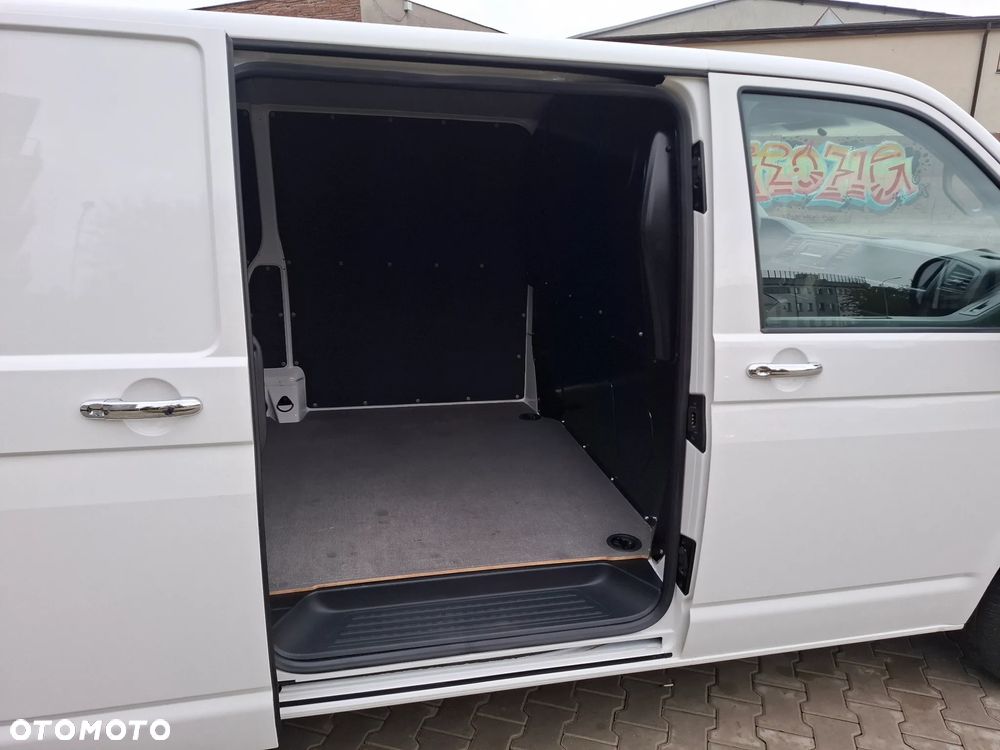 Volkswagen Transporter T6 2017 2.0TDI 150KM LONG KLIMA ALUFELGI - 28