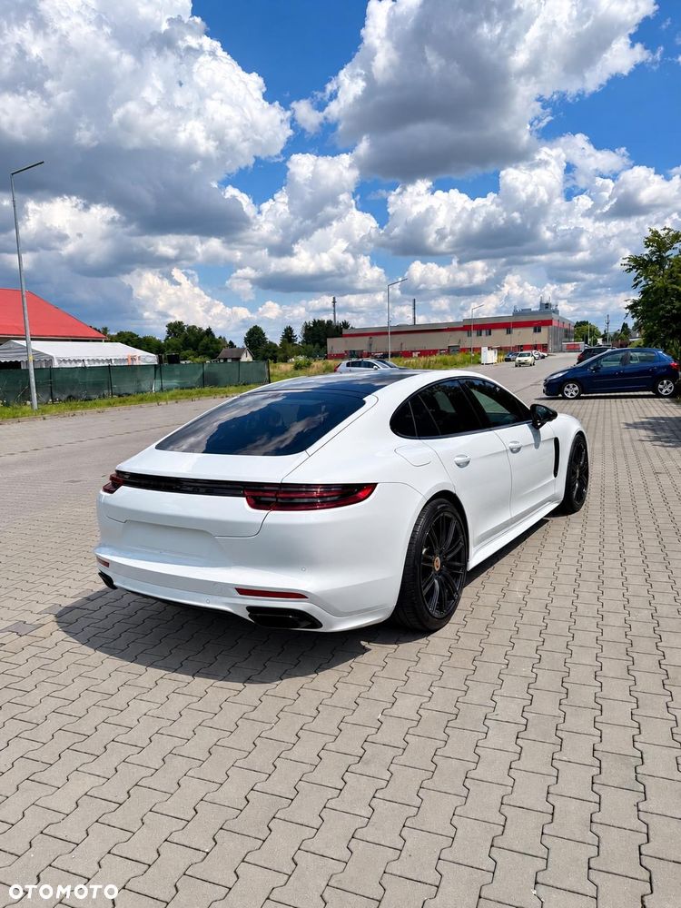 Porsche Panamera 4 Executive - 5