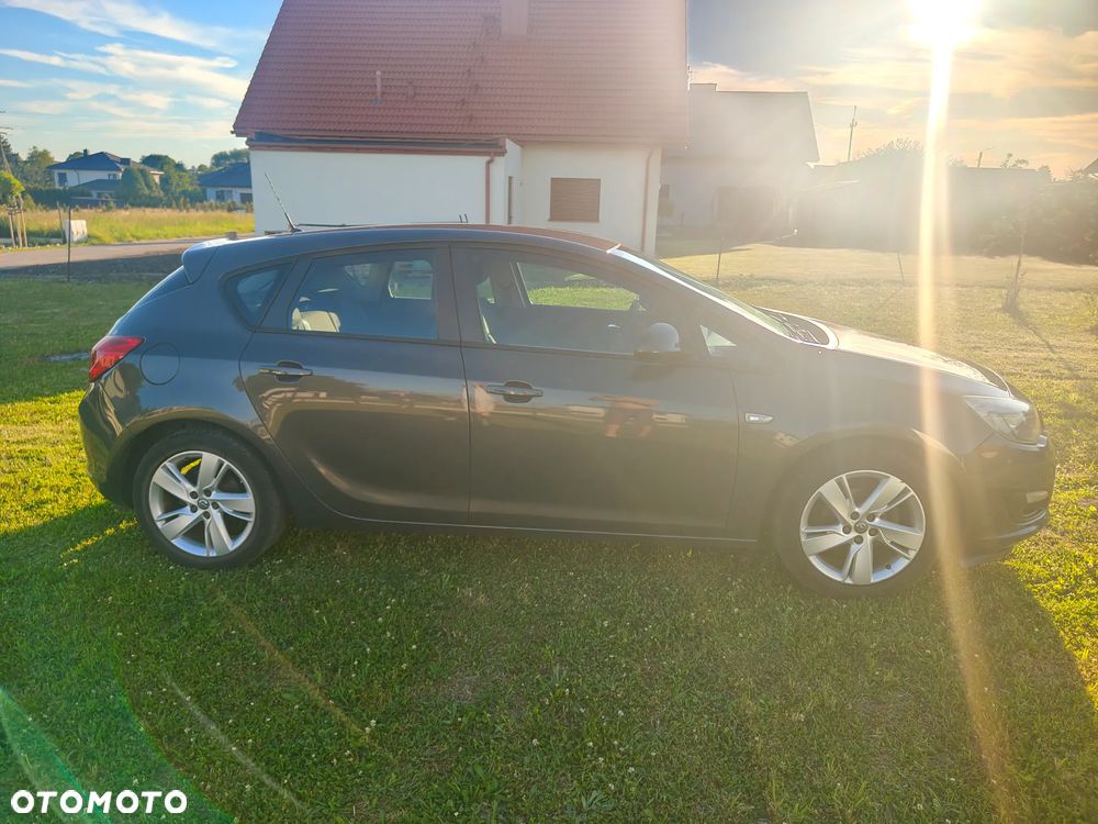 Opel Astra 1.3 CDTI Enjoy ecoFLEX - 3