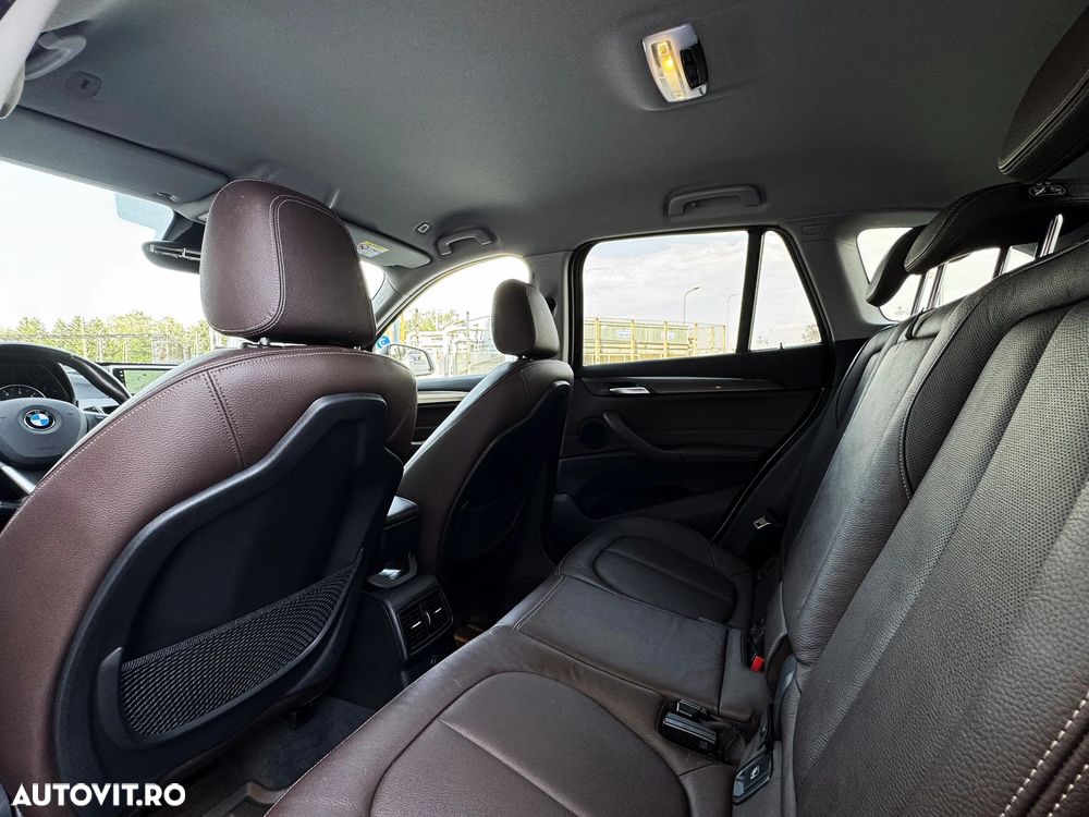 BMW X1 xDrive20d Aut. Sport Line - 12