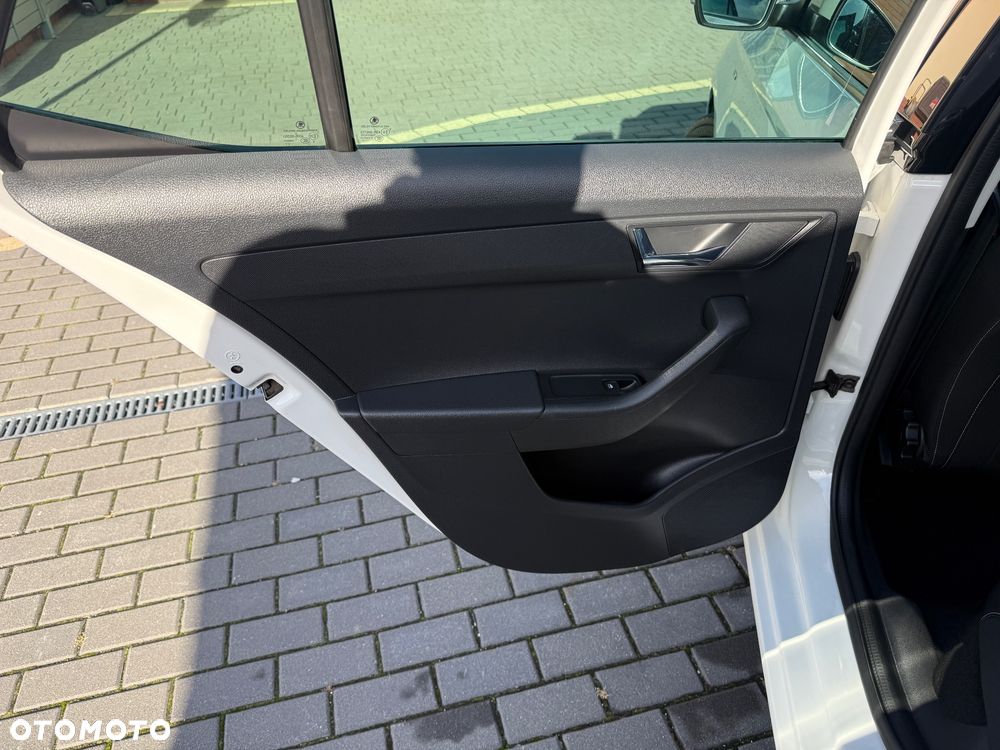 Skoda Fabia 1.0 MPI Drive - 14