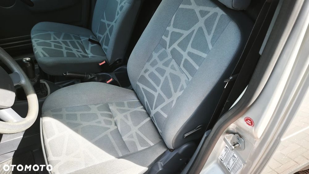 Ford Connect - 14