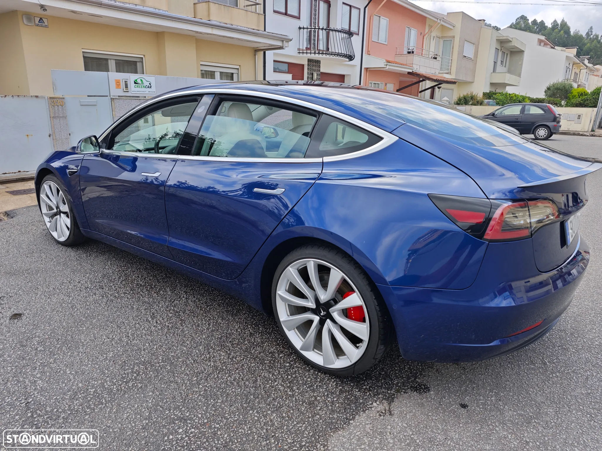 Tesla Model 3 Long Range AWD Dual Motor Performance - 2