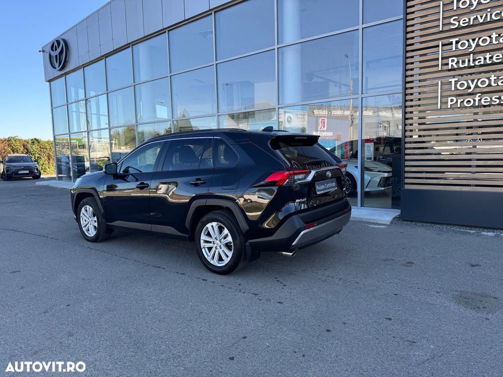 Toyota RAV4 - 4