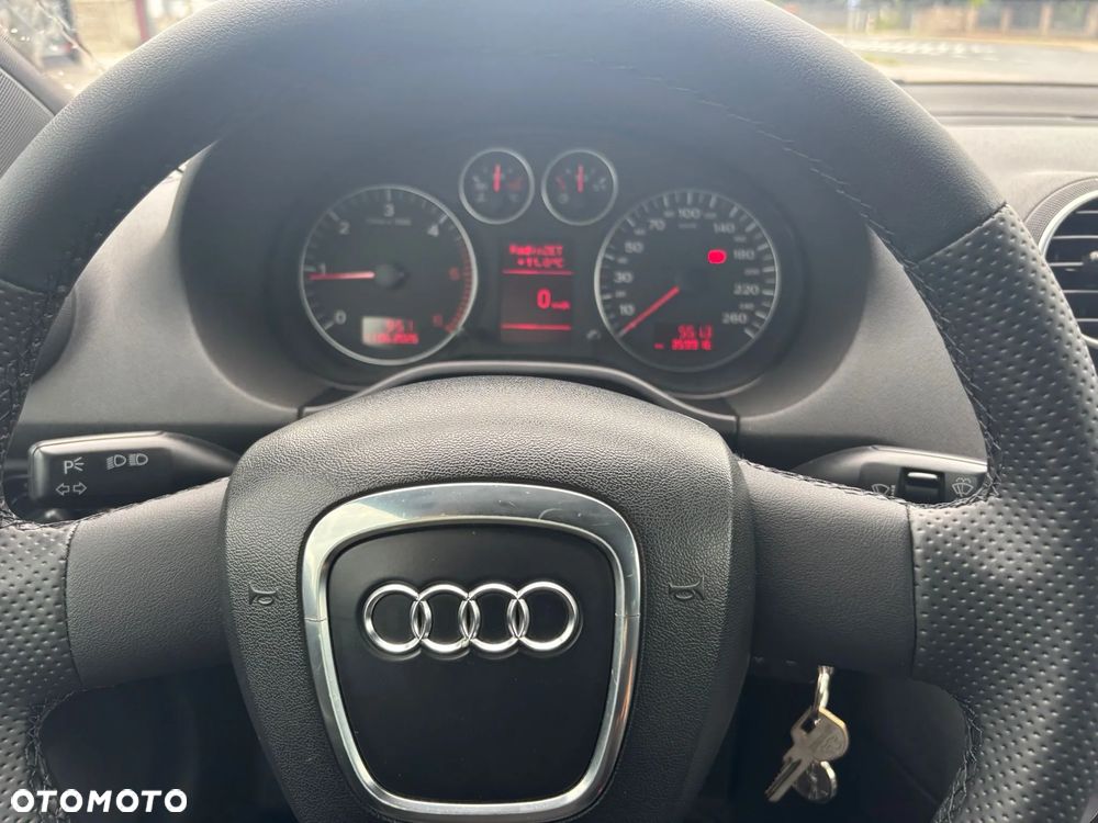 Audi A3 3-drzwiowe 2.0 TDI Ambiente - 7