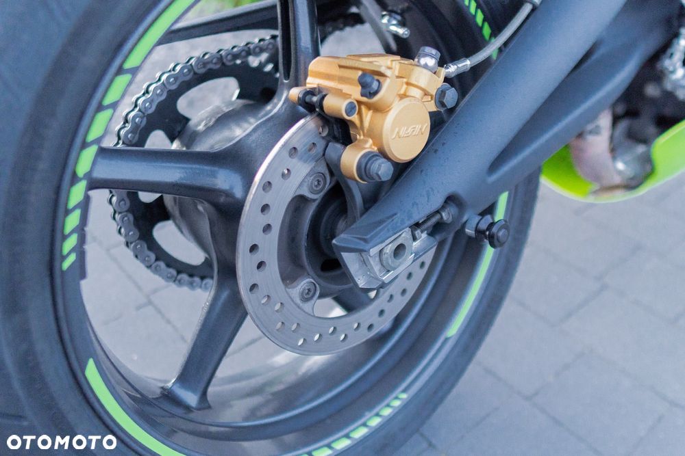 Triumph Street Triple - 26