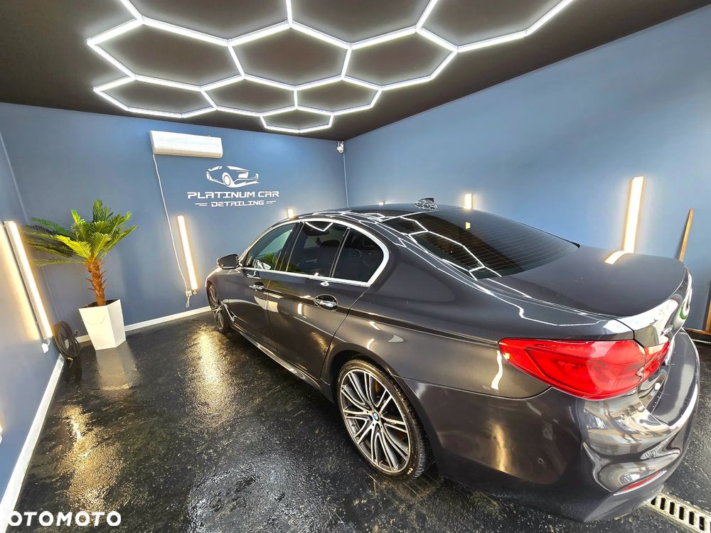 BMW Seria 5 530i - 5
