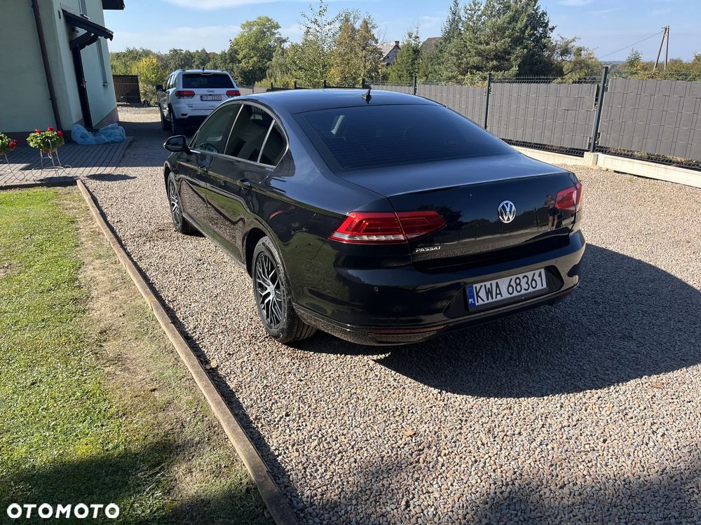 Volkswagen Passat - 3