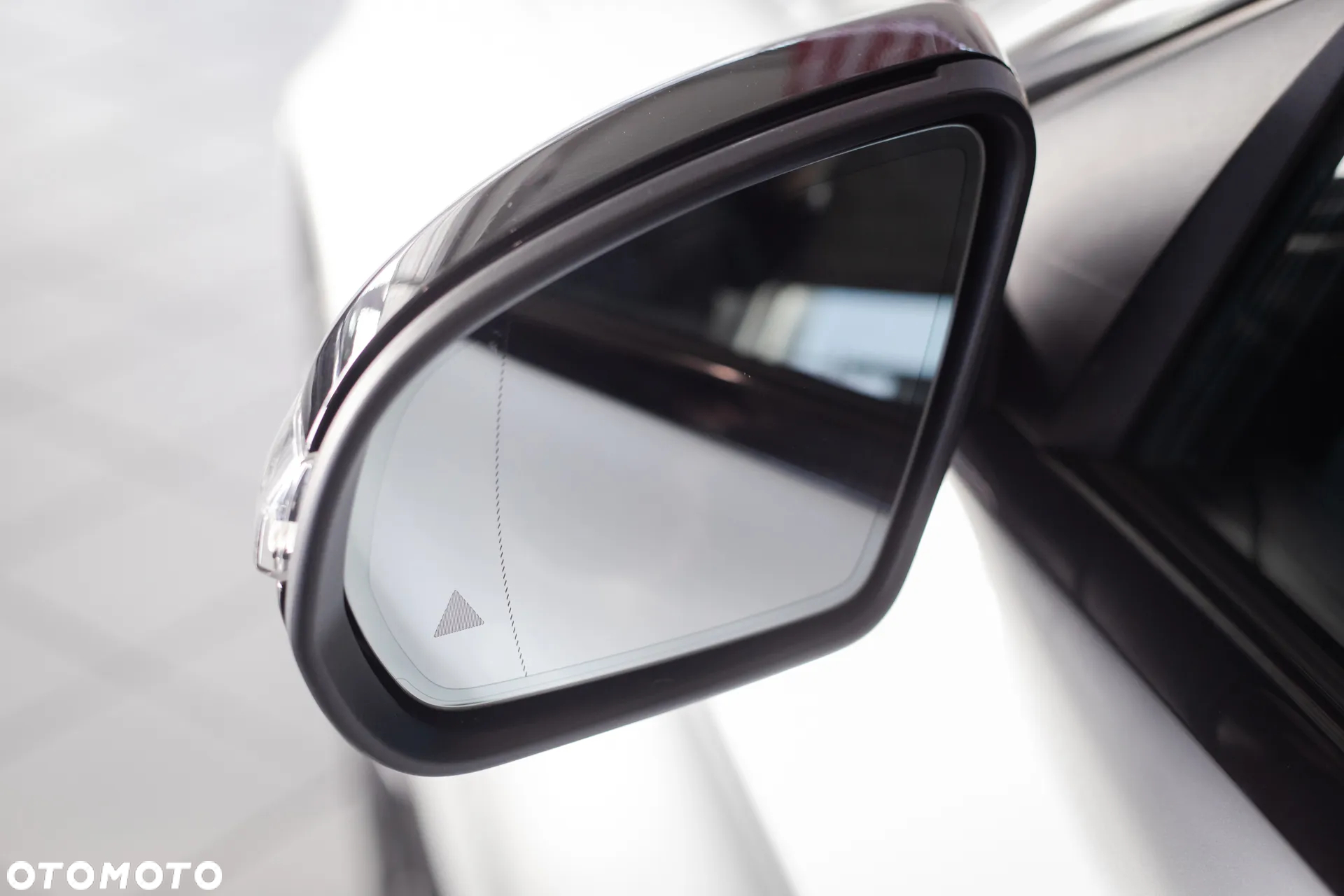 Mercedes-Benz Klasa C 300 4MATIC 9G-TRONIC - 12