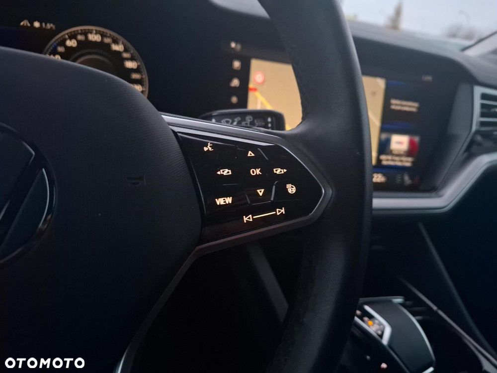 Volkswagen Touareg - 15