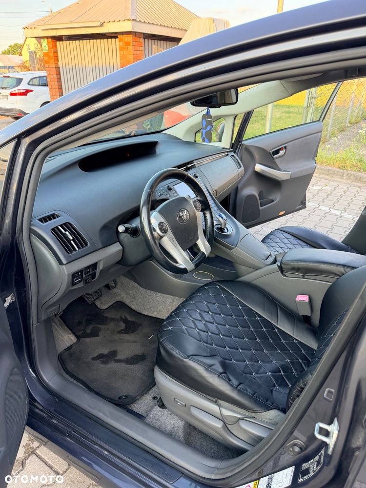 Toyota Prius - 6