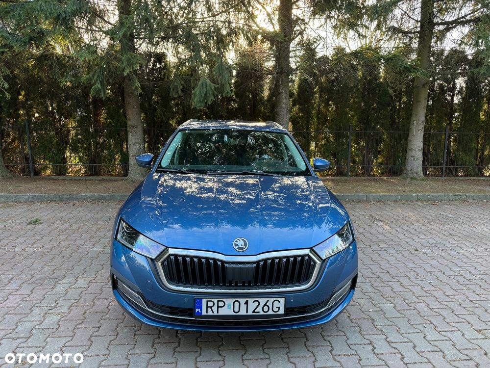 Skoda Octavia - 2