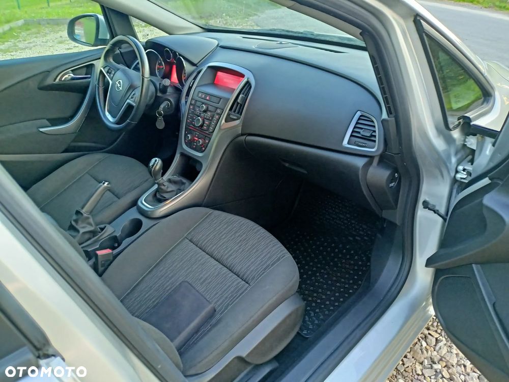 Opel Astra 1.6 Cosmo - 25