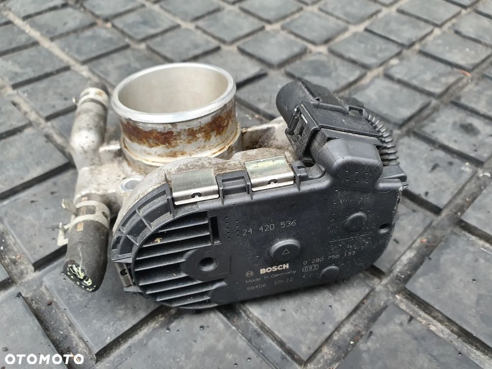 OPEL 1.2 1.4 16V PRZEPUSTNICA 24420536  0280750133 ASTRA CORSA - 3