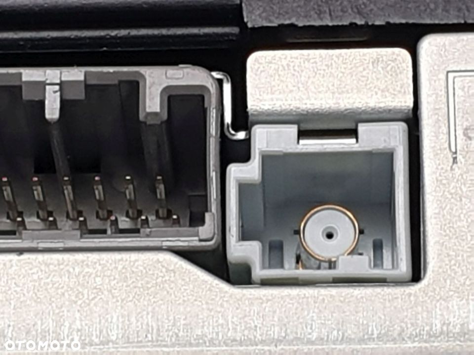 Wzmacniacz HONDA CR V 2.0H od 2019 roku - 7