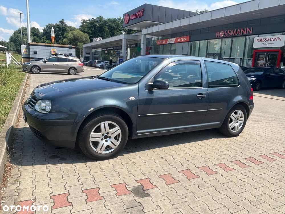 Volkswagen Golf 1.6 Comfortline - 8