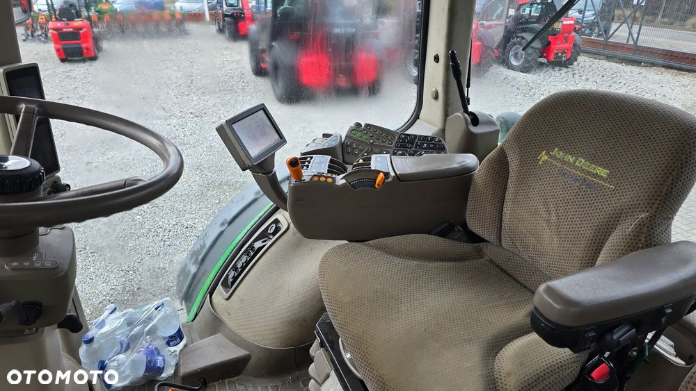 John Deere 7230R - 10