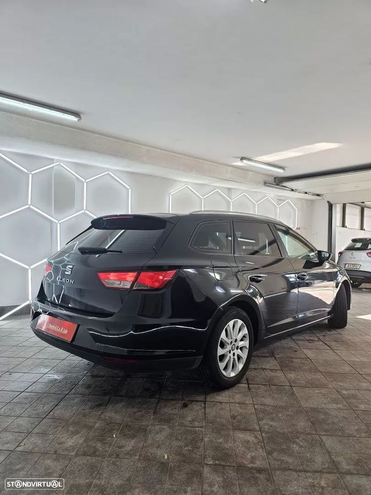 SEAT Leon ST 1.6 TDI Style Ecomotive - 48