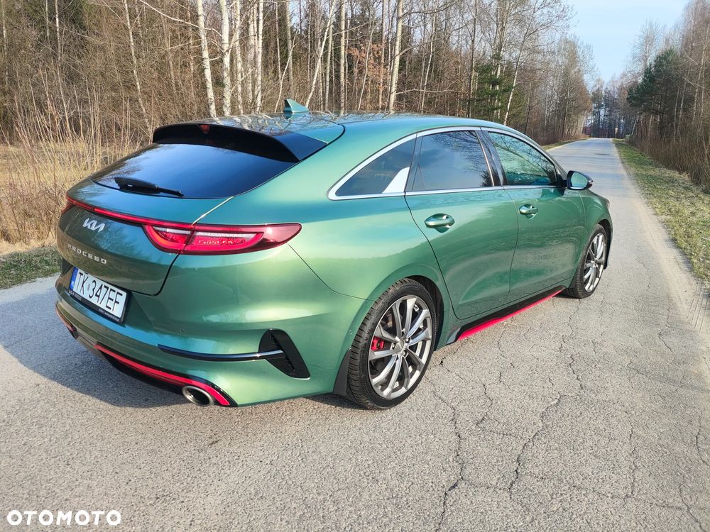 Kia ProCeed - 17