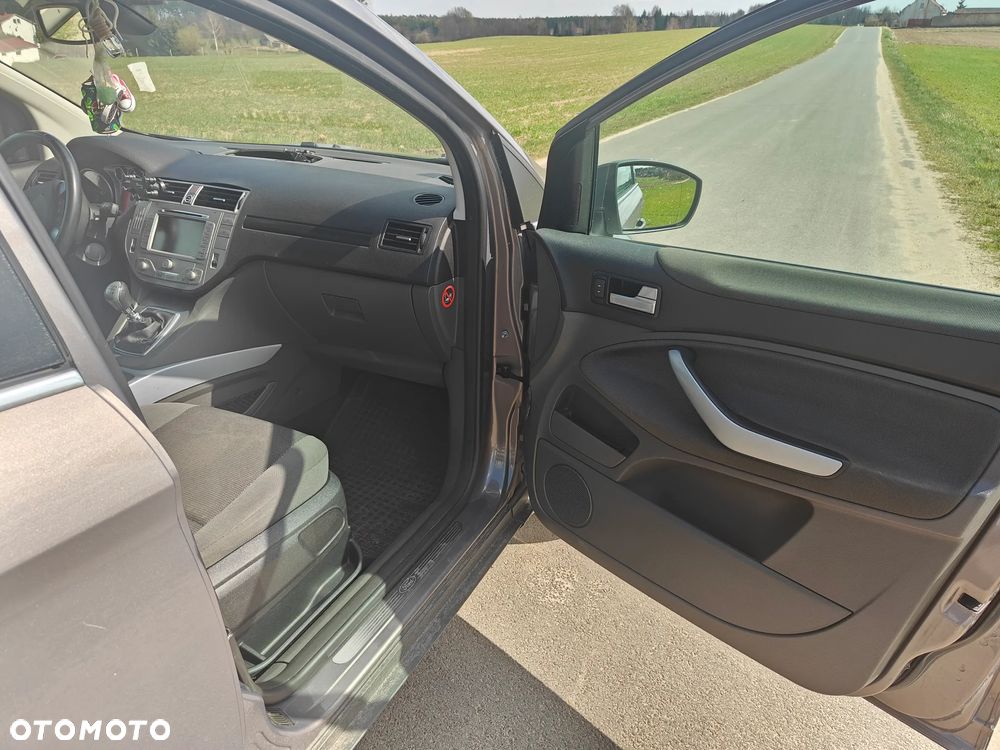 Ford Kuga 2.0 TDCi 4WD Titanium - 15