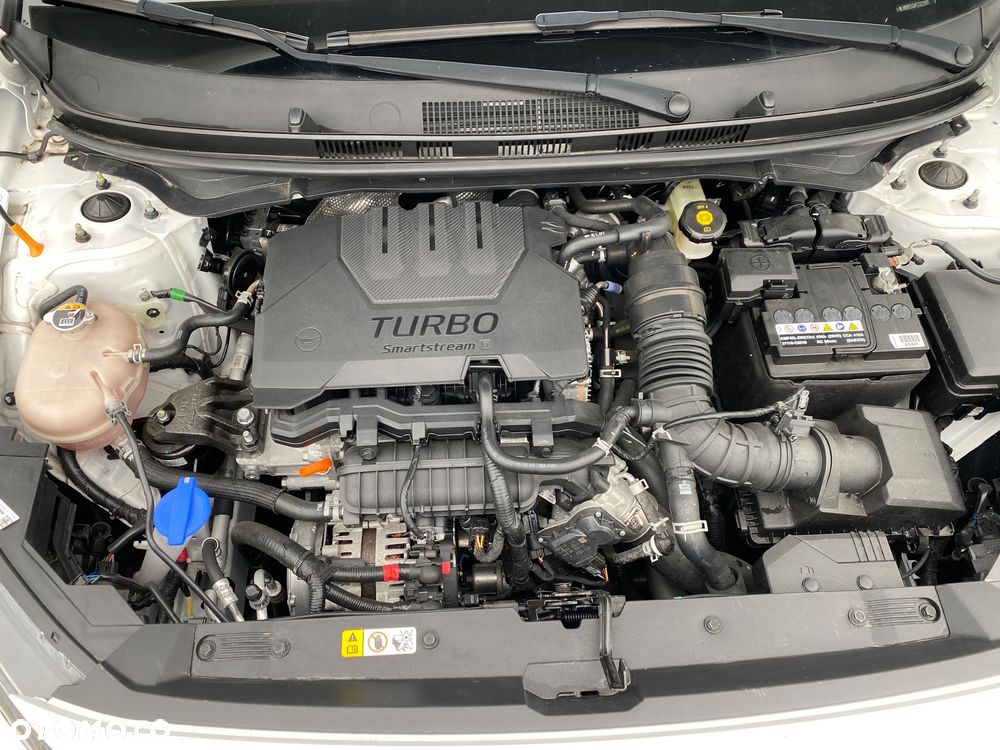 Hyundai Bayon 1.0 T-GDI 48V-Hybrid Intro - 31