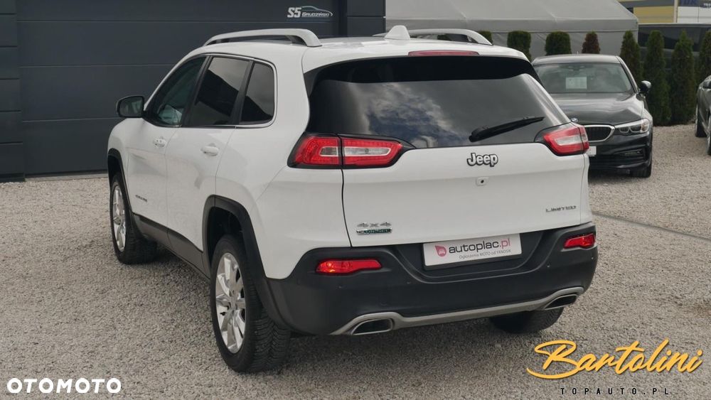 Jeep Cherokee - 5