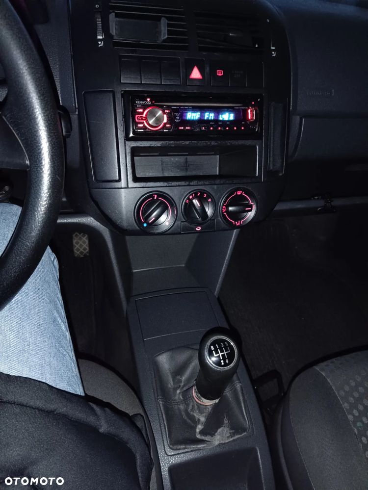 Volkswagen Polo 1.9 SDI Basis - 4