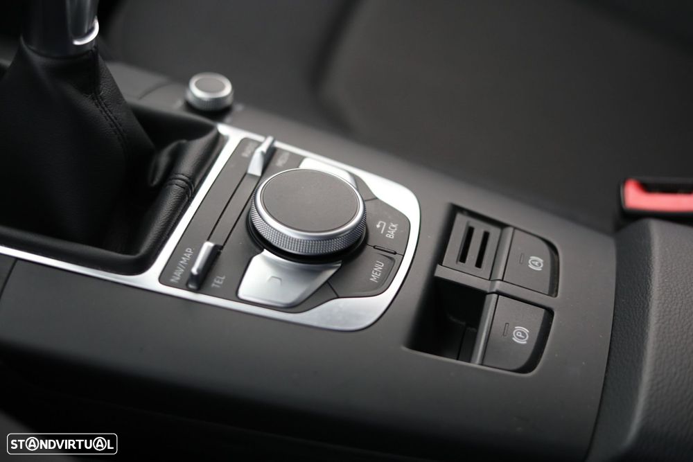 Audi A3 Sportback 2.0 TDI - 18