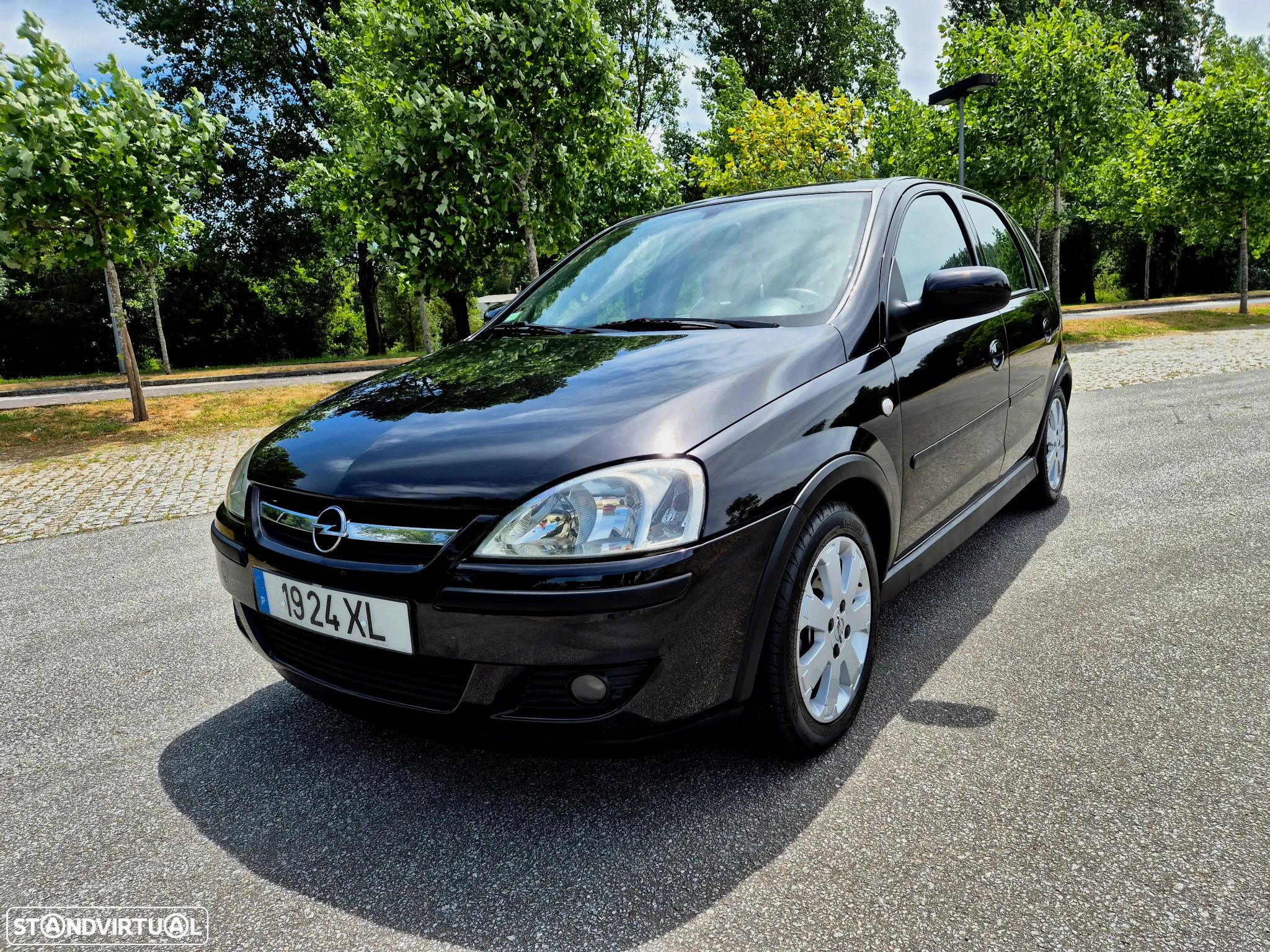 Opel Corsa 1.3 CDTi Cosmo - 1