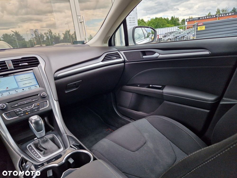 Ford Mondeo 2.0 TDCi Titanium PowerShift - 16