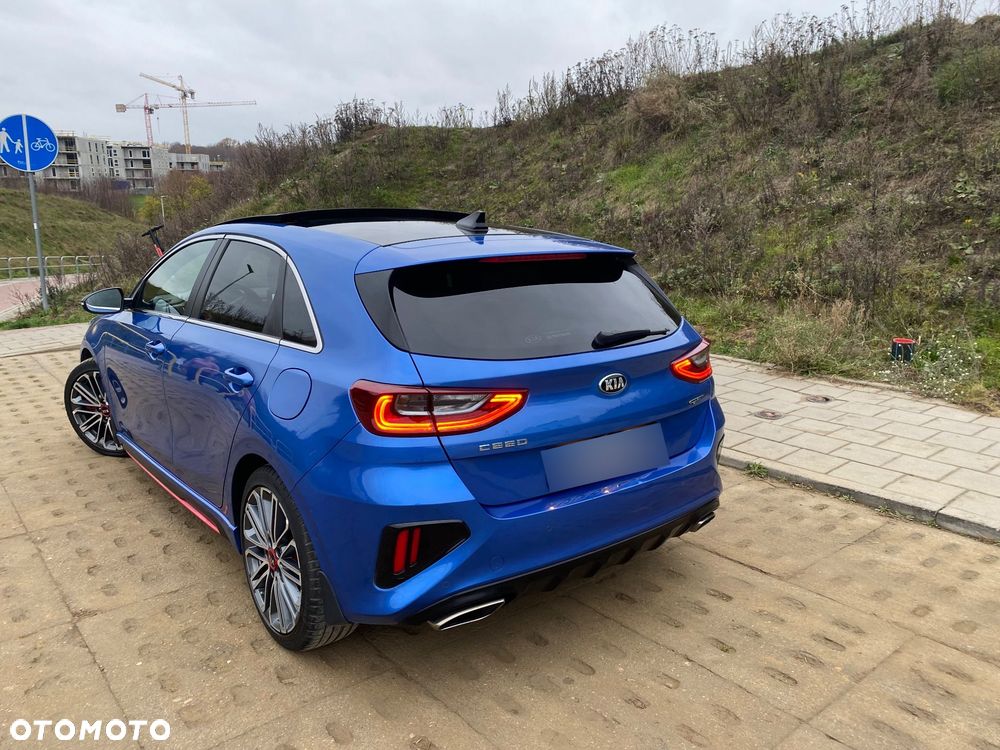 Kia Ceed - 13