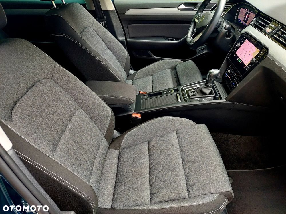 Volkswagen Passat 2.0 TDI EVO Business DSG - 17