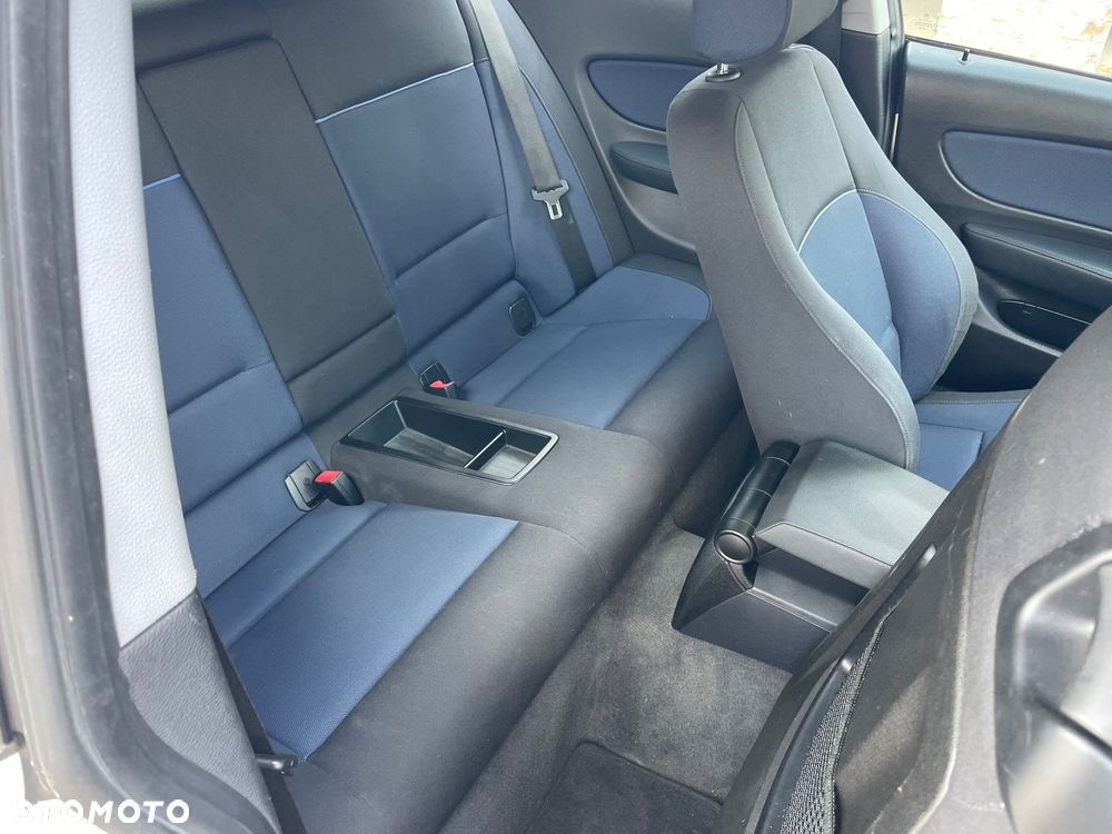 BMW Seria 1 - 15