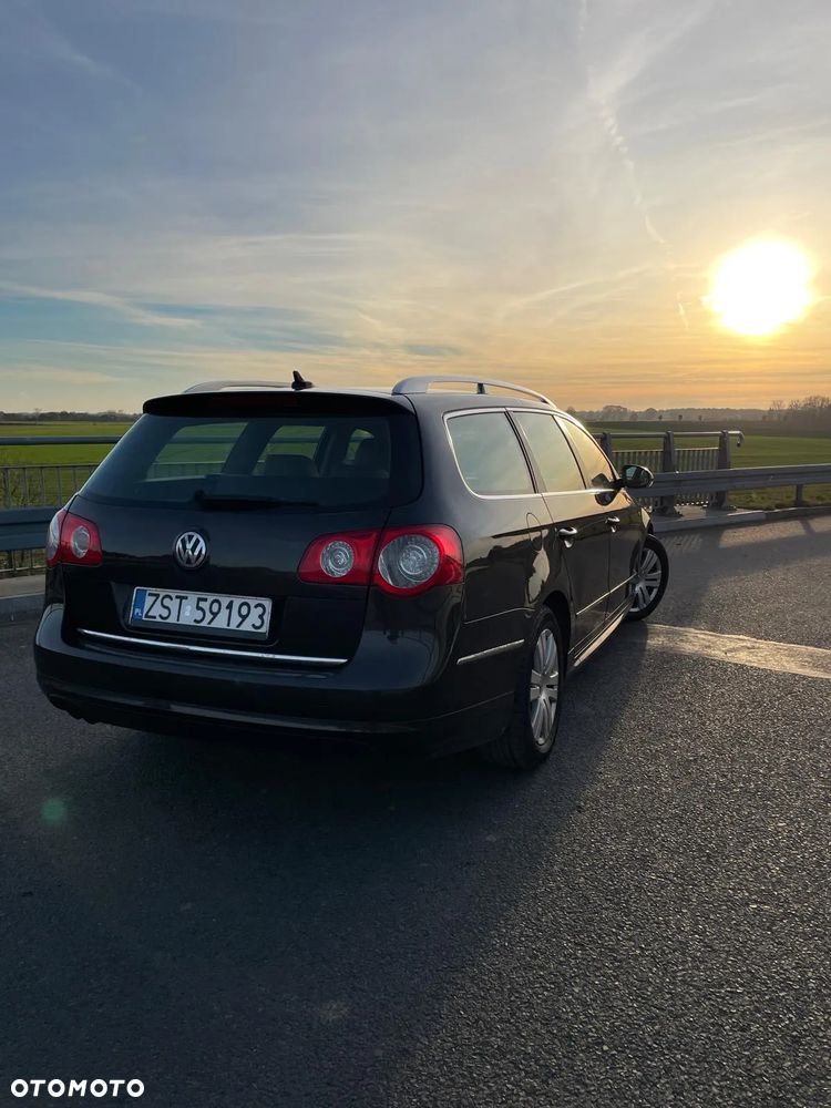 Volkswagen Passat 2.0 TDI Highline DSG - 4