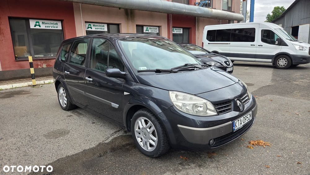 Renault Grand Scenic 2005 photo 2