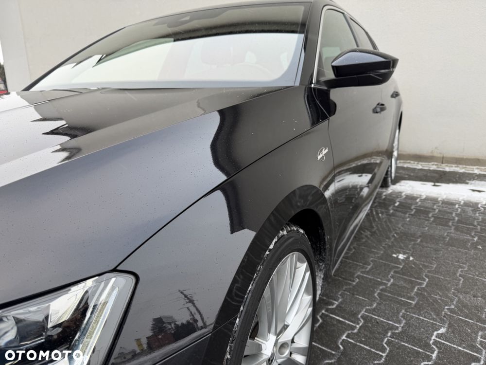 Skoda Superb 2.0 TDI SCR 4x4 L&K DSG - 9