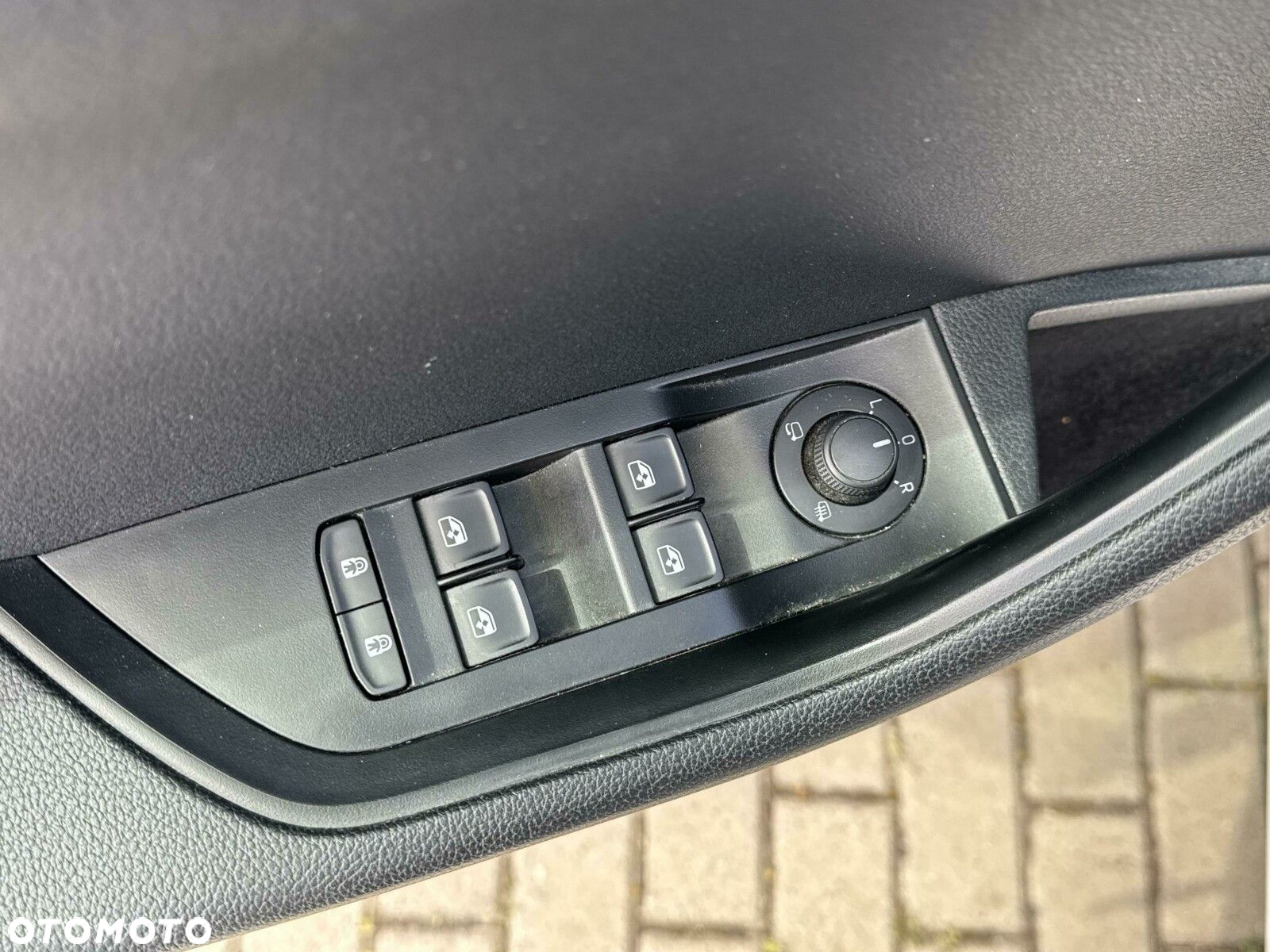 Skoda Superb 2.0 TDI Ambition DSG - 20