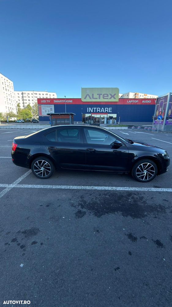 Skoda Octavia 2.0 TDI Style - 8