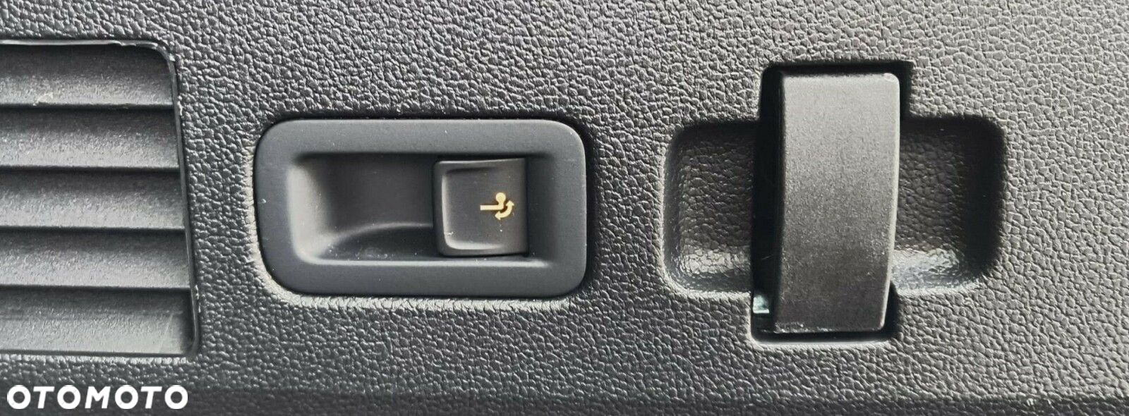 Volkswagen Arteon 2.0 TSI R-Line DSG - 26
