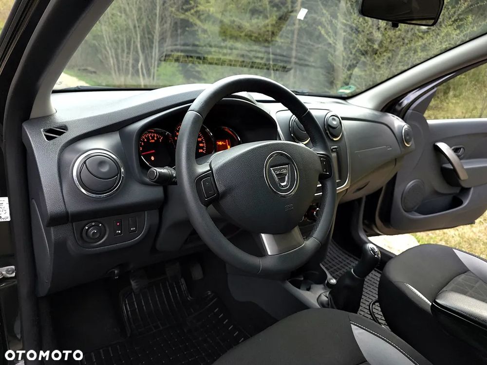 Dacia Sandero Stepway TCe 90 Prestige - 24