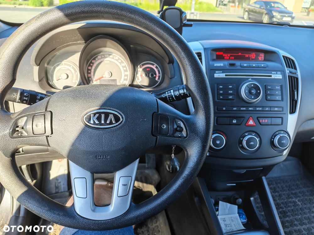 Kia Ceed 1.6 Crdi Comfort + - 11
