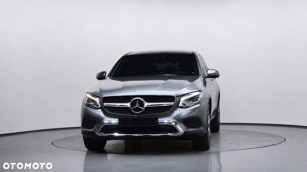 Mercedes-Benz GLC 300 4-Matic - 3