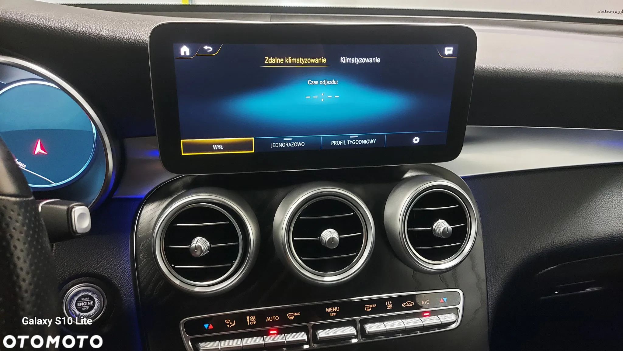 Mercedes-Benz GLC 300 d 4Matic 9G-TRONIC AMG Line Plus - 36