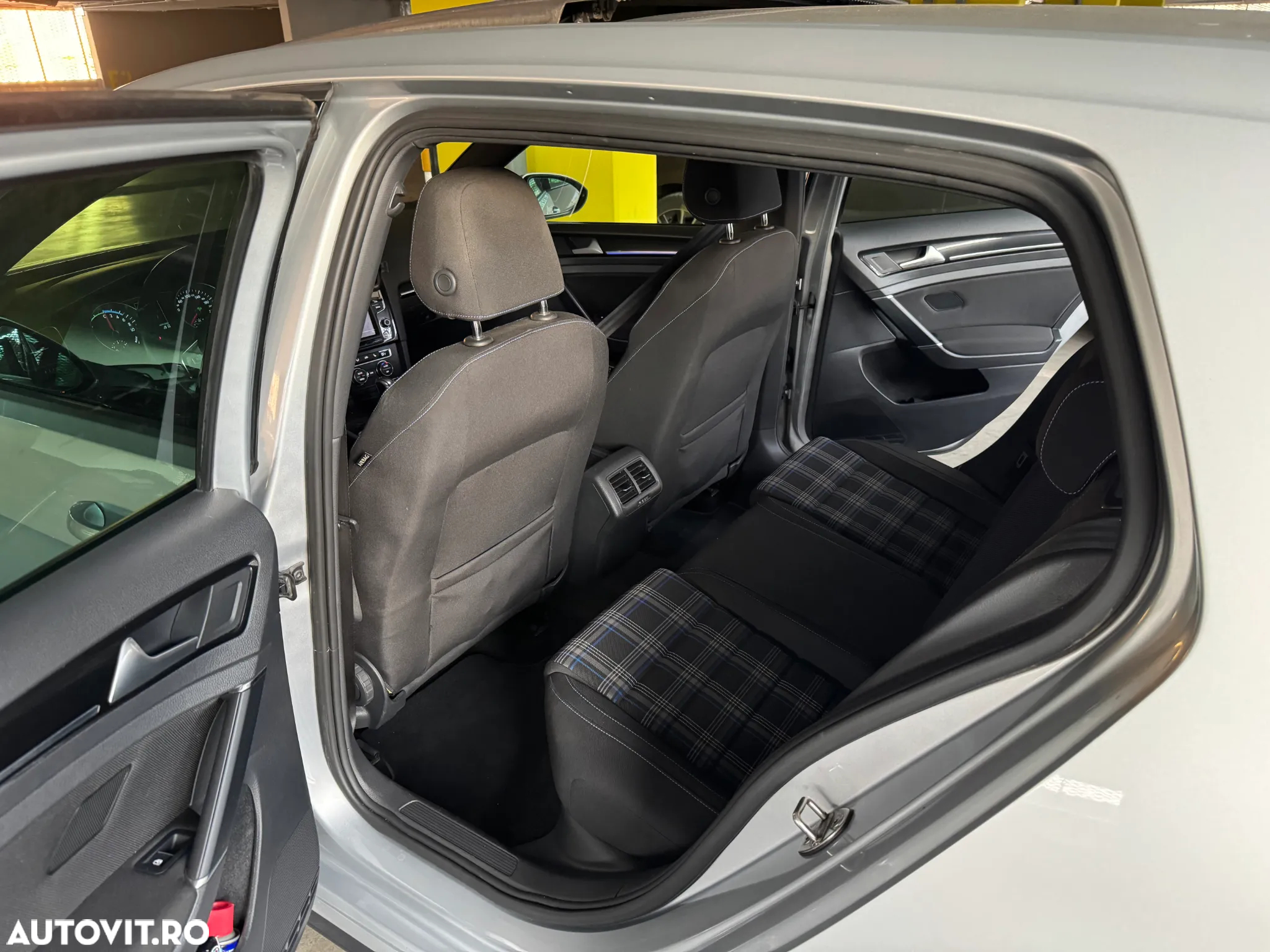 Volkswagen Golf 1.4 GTE Plug-In-Hybrid DSG - 15