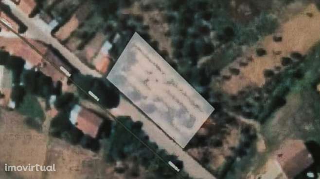 TERRENO COM 920 M2 - Grande imagem: 2/9