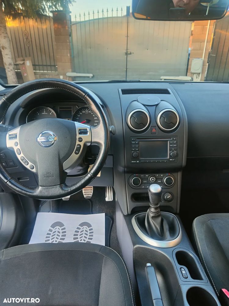 Nissan Qashqai 1.6 DCI N-Connecta - 8