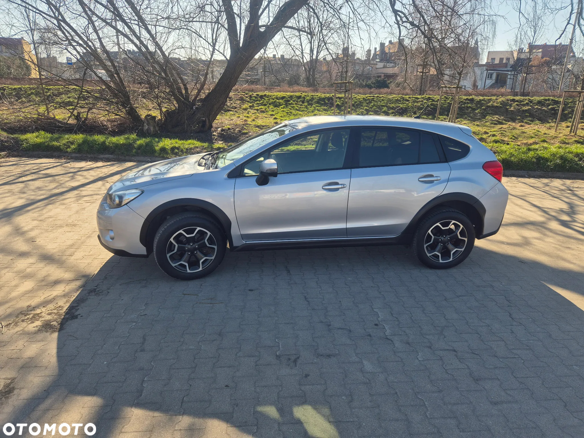 Subaru XV 2.0 i Exclusive Lineartronic - 13