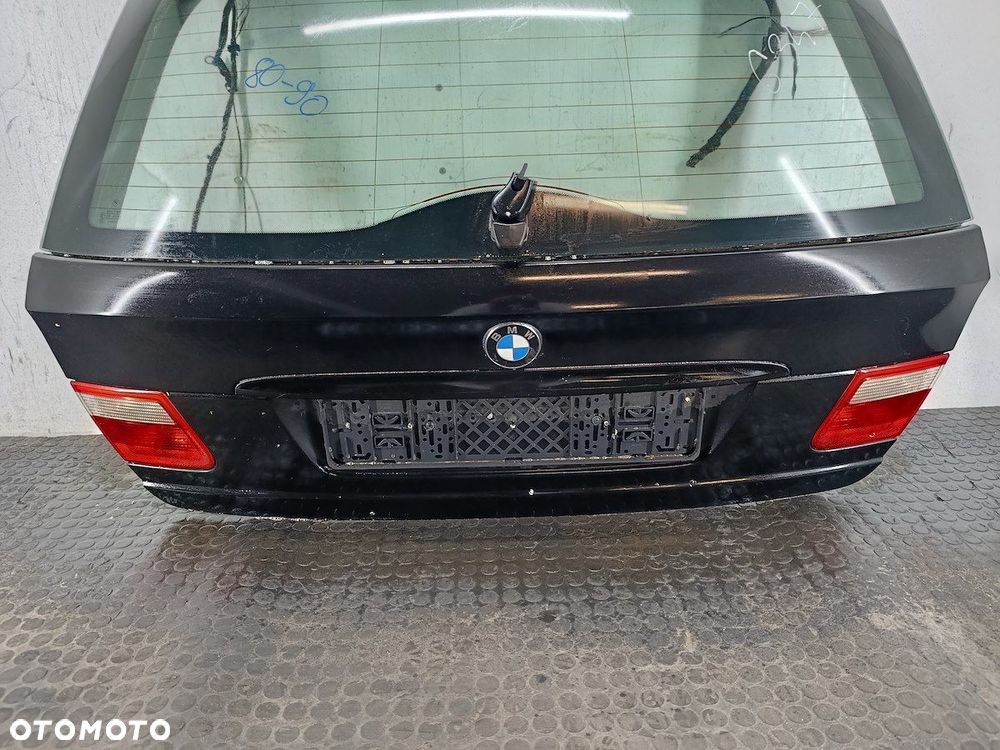 KLAPA BAGAŻNIKA BMW 3 E46 FL 668/9 KOMBI - 4