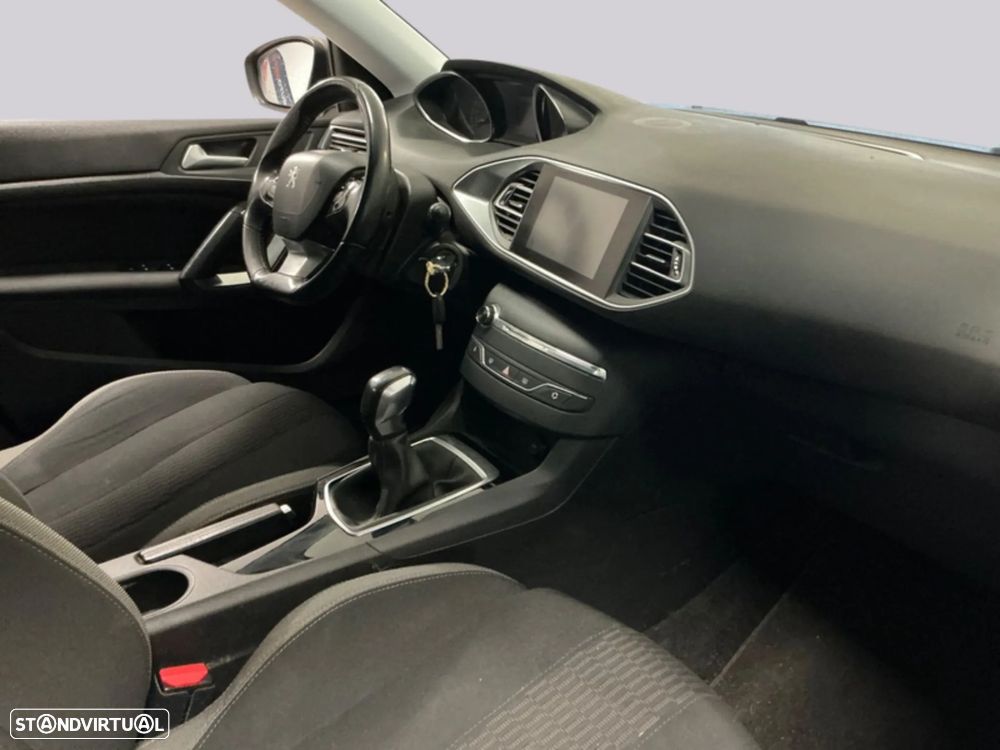 Peugeot 308 SW - 3